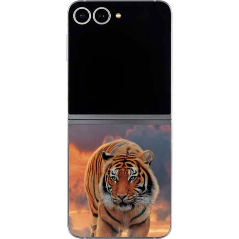 Rising Tiger by Vincent Hie Galaxy Z Flip6 Skin